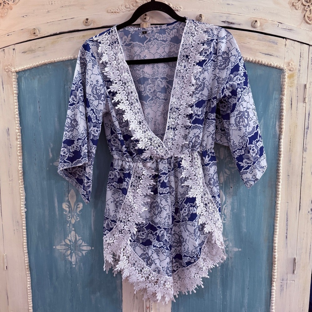 Blue Floral Crochet Lace Trim Romper V-Neck Elastic Waist Small Boho Festival